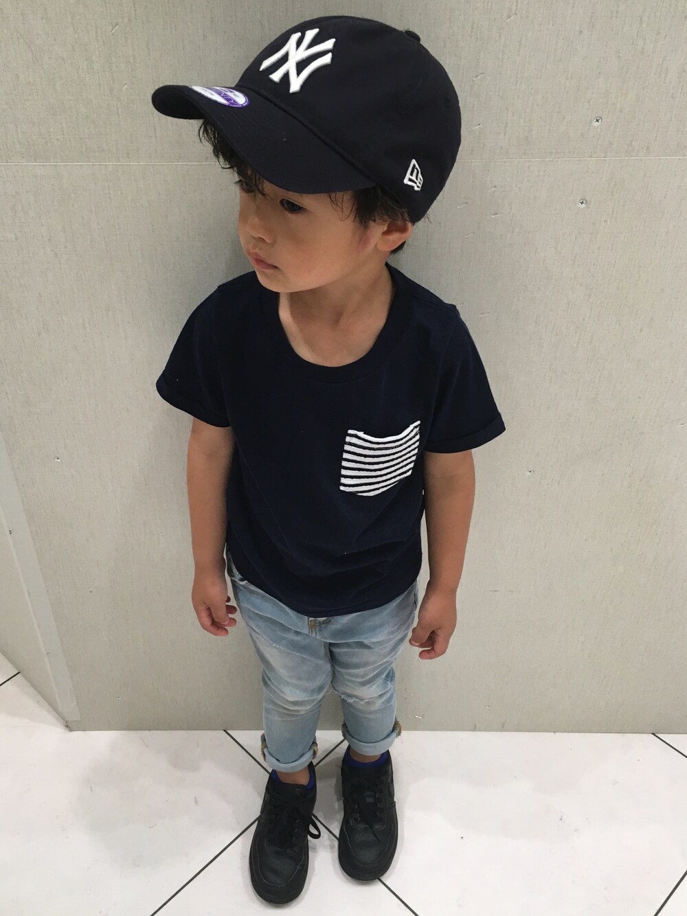 「カジュアル、男の子、4歳、kids、fashion」｜「NEW ERAのアイテム（キャップ、ブルー系）」を使った、kmsshさん（キッズ・100cm）の春コーディネートの1枚目の写真