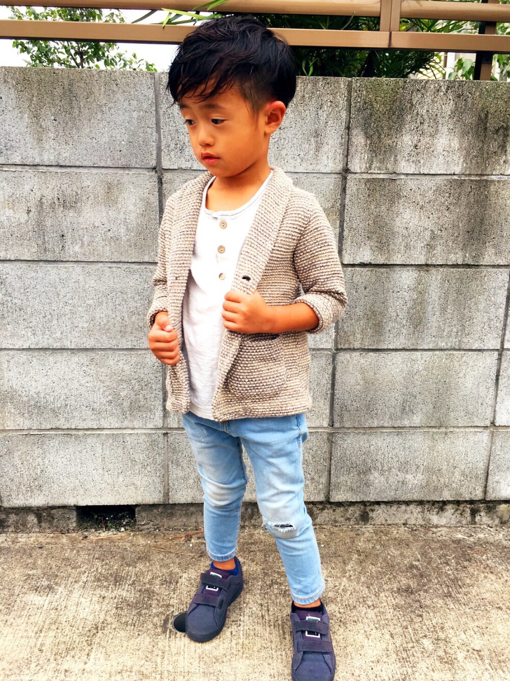 「キッズコーデ、キッズ、男の子コーデ、秋コーデ、デニム、ZARA KIDS、fashion、お洒落、PUMA、4歳」｜「PUMAのアイテム（スニーカー、その他）」を使った、kmsshさん（キッズ・100cm）の秋コーディネートの1枚目の写真