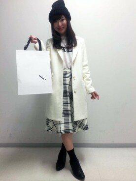 「ロゴニット」｜「アイテム（チェスターコート）」を使った、N. STAFFさん（レディース・160cm）の秋コーディネート