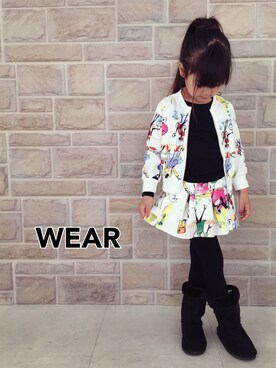 「H&M（エイチ・アンド・エム）のアイテム（Tシャツ/カットソー、ブラック系）」を使った、Ayaさん（レディース）の秋コーディネート