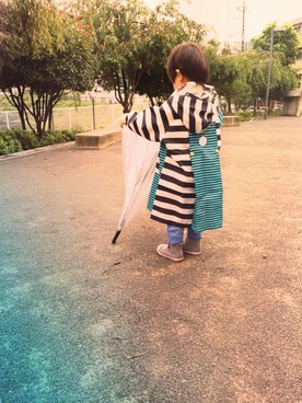 「H&M（エイチ・アンド・エム）のアイテム（スニーカー、グレー系）」を使った、aさん（キッズ・120cm）の秋コーディネート