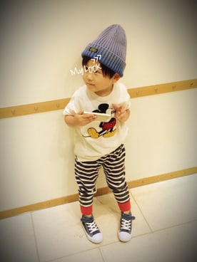 「DENIM DUNGAREE（デニムダンガリー）のアイテム（Tシャツ/カットソー、ベージュ系）」を使った、aさん（キッズ・120cm）の夏コーディネート