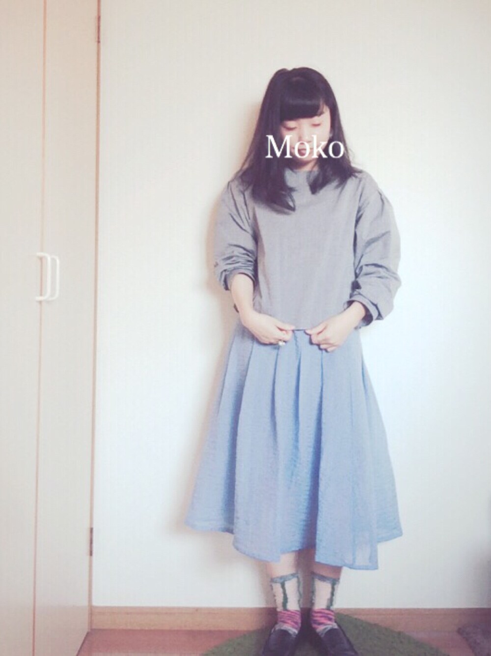 「夏、スカート、シースルー」｜「w closetのアイテム（シャツ/ブラウス、グレー系）」を使った、もこもこさん（レディース・153cm）の夏コーディネートの1枚目の写真