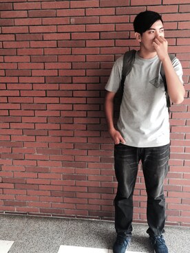 「VOLCOM（ボルコム）のアイテム（バックパック/リュック）」を使った、高偉哲さん（メンズ・179cm）の秋コーディネート