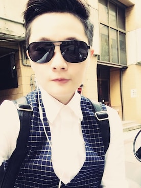 Dylan Zhangさんのコーディネート