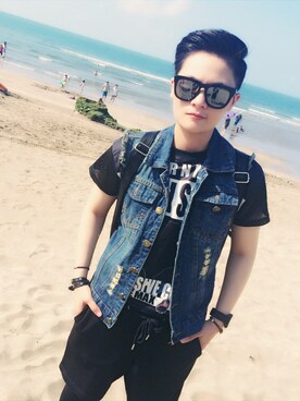 Dylan Zhangさんのコーディネート