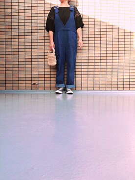 「CONVERSE（コンバース）のアイテム（スニーカー、ブラック系）」を使った、chiikoさん（レディース・156cm）の夏コーディネート