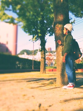 「CONVERSE（コンバース）のアイテム（スニーカー、レッド系）」を使った、chiikoさん（レディース・156cm）の秋コーディネート