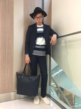 「glory crew（グローリークルー）のアイテム（ニット/セーター）」を使った、horie hirokiさん（メンズ・178cm）の秋コーディネート