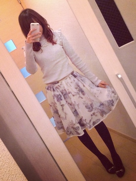 「花柄 スカート」｜「アイテム（パンプス）」を使った、erikaさん（レディース・157cm）の秋コーディネート