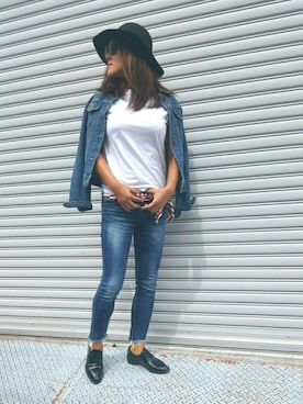 「Ungrid（アングリッド）のインディゴフレイドヘムストスリ（デニムパンツ）」を使った、Kaoさん（レディース・156cm）の秋コーディネート