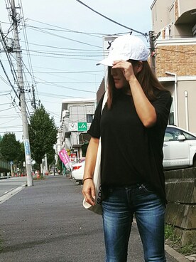 「Ungrid（アングリッド）のインディゴフレイドヘムストスリ（デニムパンツ）」を使った、Kaoさん（レディース・156cm）の秋コーディネート