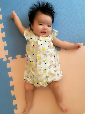 「アイテム（ロンパース、グリーン系）」を使った、kihoさん（キッズ・60cm）の秋コーディネート