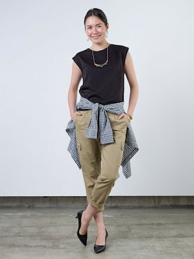 「アイテム（タンクトップ、グレー系）」を使った、1to10Peopleさん（レディース・168cm）の夏コーディネート