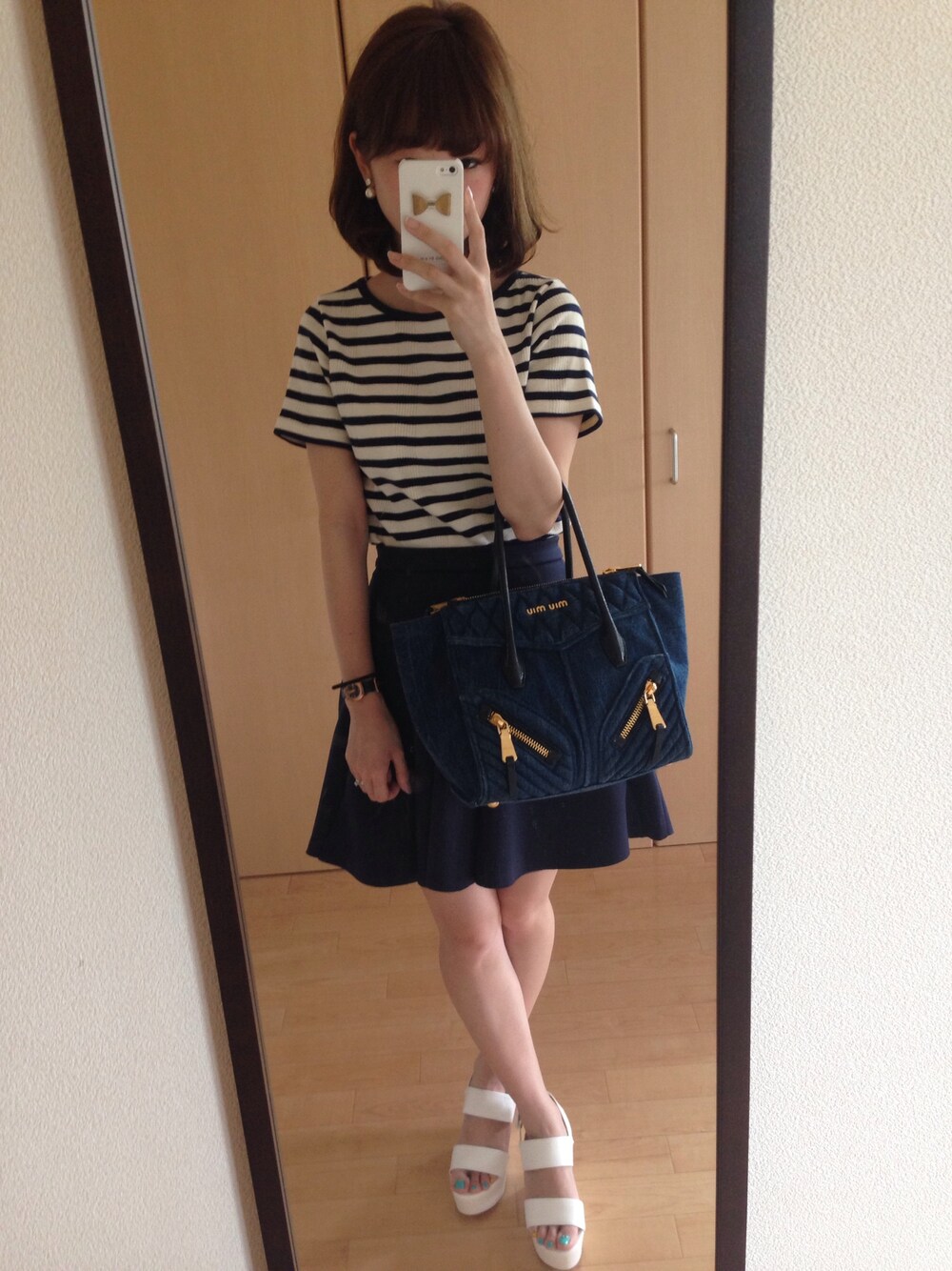 「LILY BROWNのボートネックボーダーＴシャツ（Tシャツ/カットソー、ブルー系）」を使った、mapiさん（レディース・153cm）の夏コーディネートの1枚目の写真