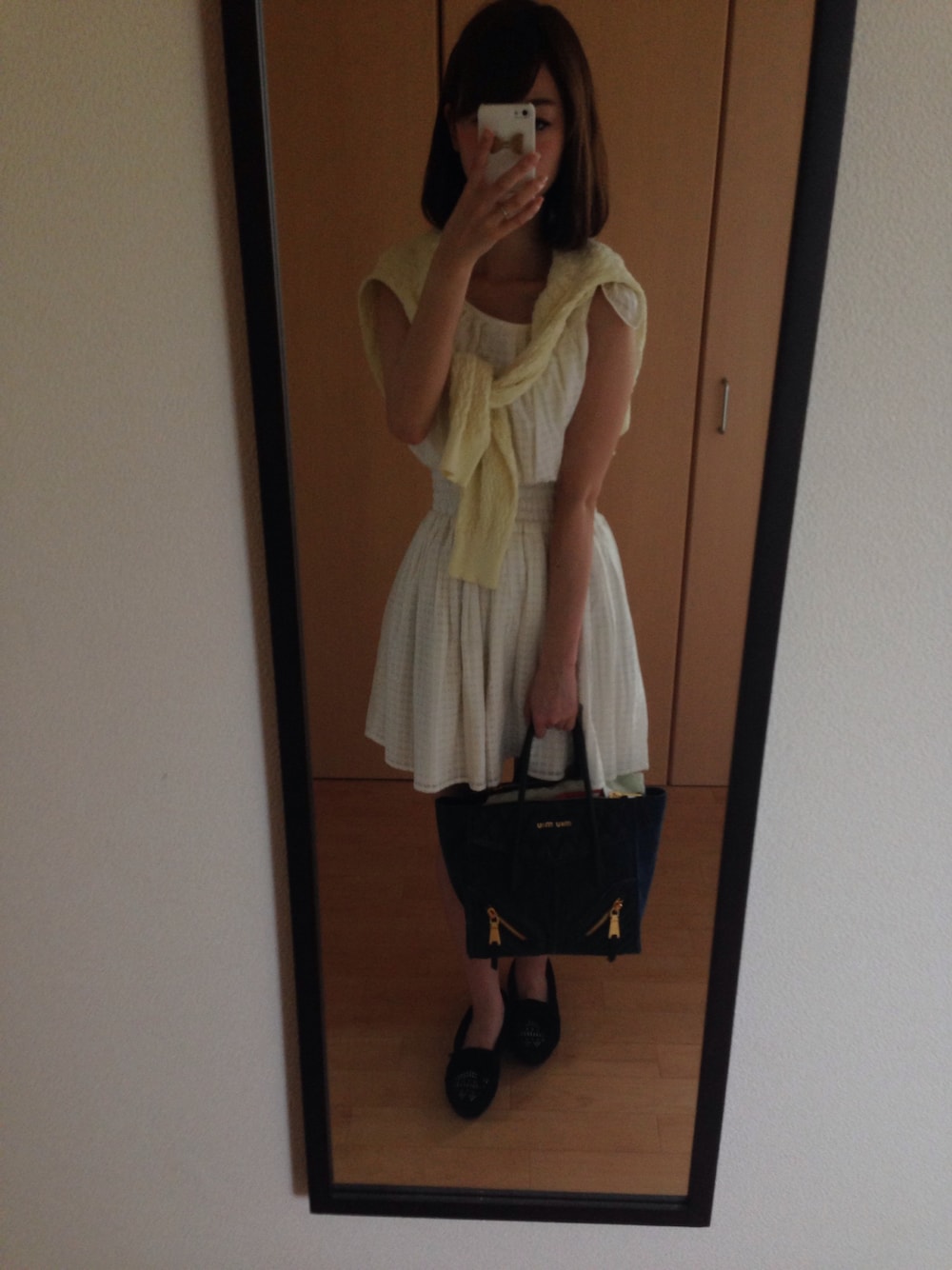 「LILY BROWNのハイウエストリボンワンピース（ワンピース、ホワイト系）」を使った、mapiさん（レディース・153cm）の夏コーディネートの1枚目の写真