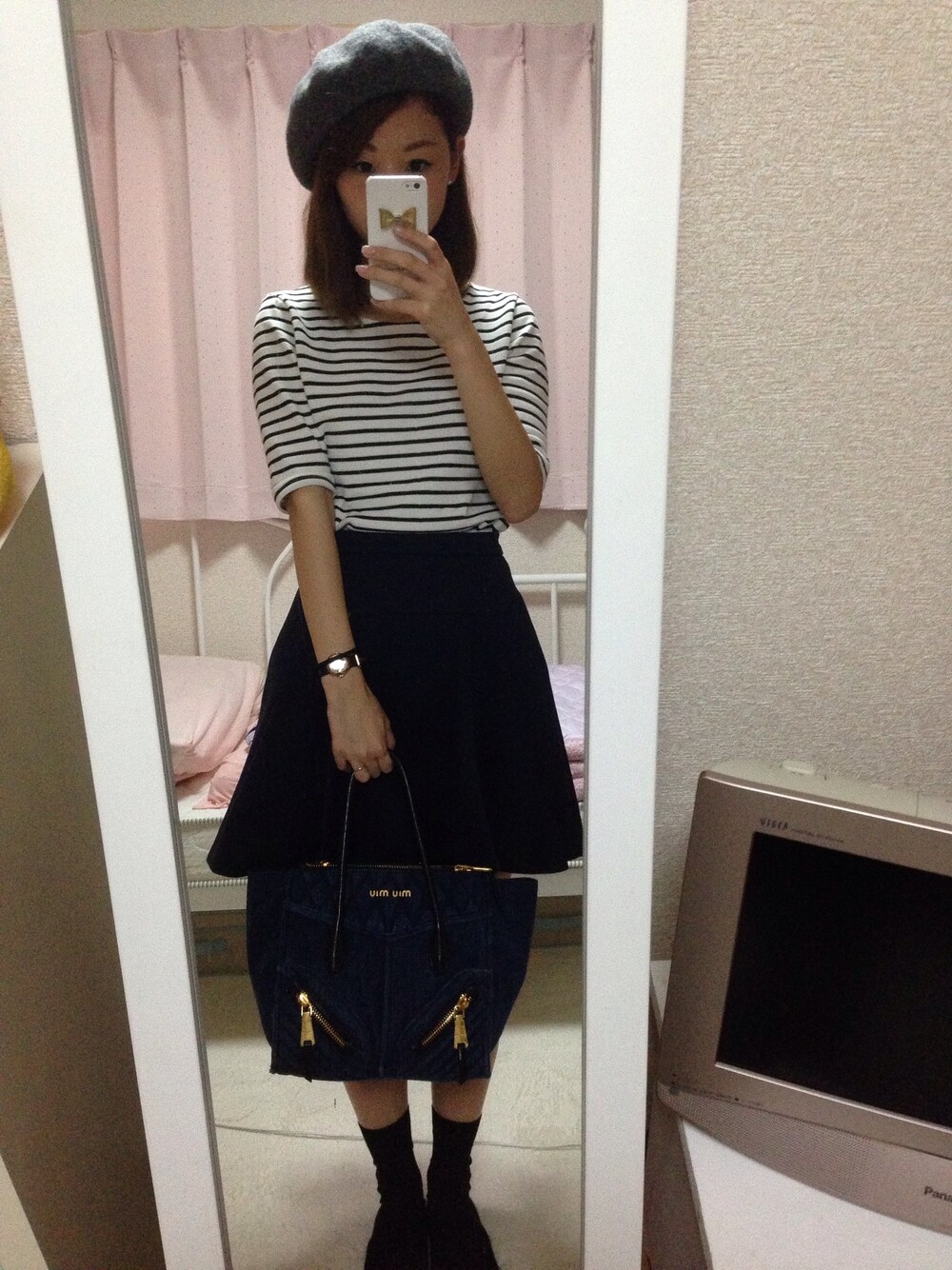 「ベレー帽」｜「LILY BROWNのアイテム（Tシャツ/カットソー、ホワイト系）」を使った、mapiさん（レディース・153cm）の秋コーディネートの1枚目の写真