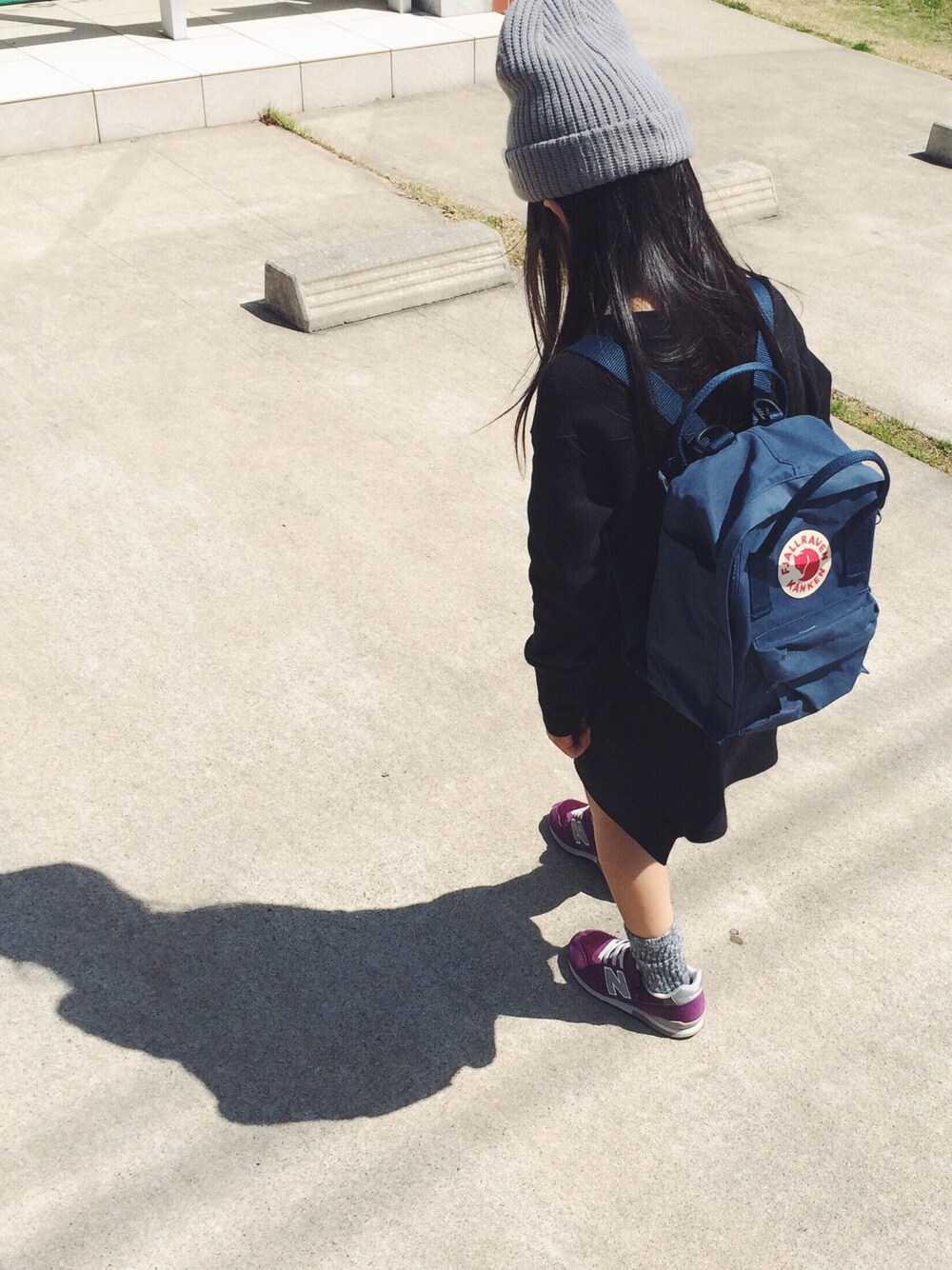 「UNIQLO、ニューバランス、カンケン」｜「NEW BALANCEのアイテム（スニーカー、パープル系）」を使った、*aiiiさん（キッズ・120cm）の春コーディネートの1枚目の写真