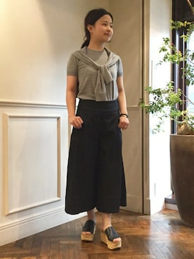 「JOHN SMEDLEY（ジョンスメドレー）のアイテム」を使った、MIDORIさん（レディース・156cm）の春コーディネート