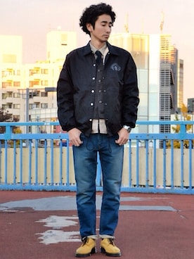 「68&brothers（シックスティエイトアンドブラザーズ）のアイテム（アナログ腕時計）」を使った、68&BROTHERS TOKYO STAFFさん（メンズ・171cm）の冬コーディネート