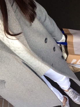 「オールホワイト」｜「アイテム（チェスターコート）」を使った、SHIORIさん（レディース・158cm）の春コーディネート