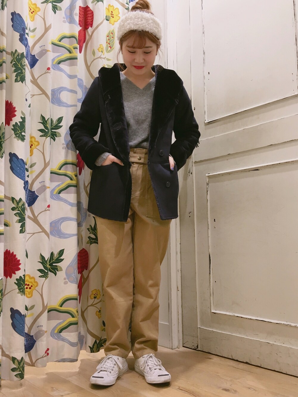 「冬コーデ、フェイクムートン、ネイビー、ootd、daily look、winter、studio clip、ららぽーと甲子園」｜「studio CLIPのフェイクムートンWチェスターコート（チェスターコート、ブルー系）」を使った、studio CLIP ららぽーと甲子園店さん（レディース・158cm）の秋コーディネートの1枚目の写真