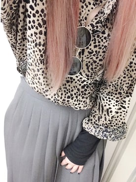 「usedのアイテム（シャツ/ブラウス、ベージュ系）」を使った、Linuxさん（レディース・154cm）の冬コーディネート