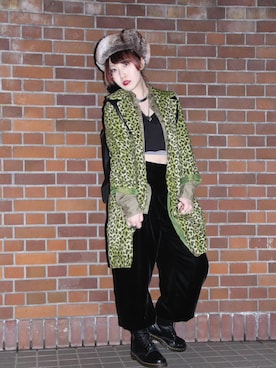 「usedのアイテム（チェスターコート、グリーン系）」を使った、Linuxさん（レディース・154cm）の冬コーディネート