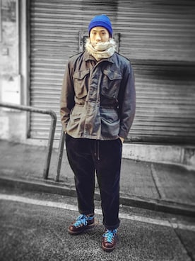 「blue」｜「アイテム（ミリタリージャケット）」を使った、CMさん（メンズ・189cm）の冬コーディネート