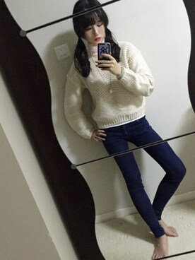 「EMODA（エモダ）のCURVE ARM KNIT（ニット/セーター、ホワイト系）」を使った、dbbdblqkさん（レディース・168cm）の冬コーディネート