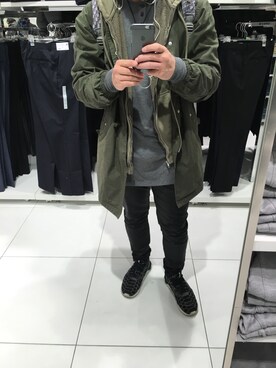 「ADYN（エーディーワイエヌ）のアイテム（Tシャツ/カットソー）」を使った、くわけんさん（メンズ・169cm）の冬コーディネート