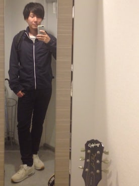 「A.P.C.」｜「アイテム（ナイロンジャケット）」を使った、チャペルさん（メンズ・175cm）の春コーディネート
