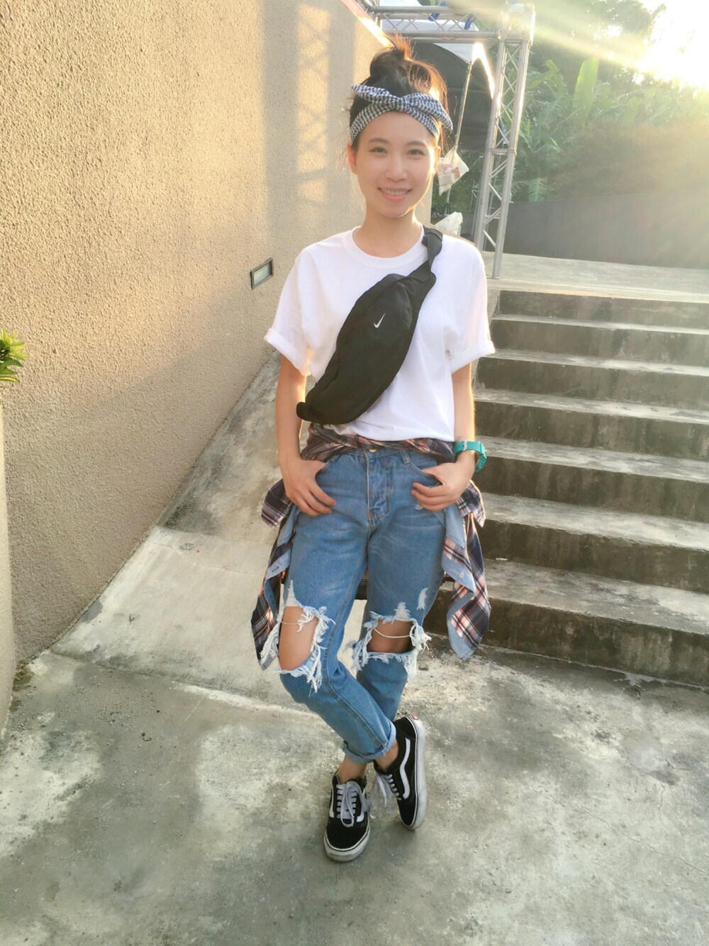 「ootd、南港展覽館」｜「CURRY UPのアイテム（ヘアアクセサリー、その他）」を使った、瑋瑋WEWEさん（レディース・156cm）の秋コーディネートの1枚目の写真