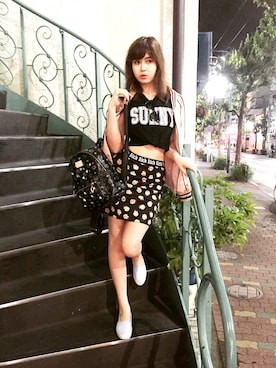 「FOREVER 21（フォーエバー トゥエンティーワン）のアイテム（トップス、ブラック系）」を使った、ANNABOOOPさん（レディース・164cm）の夏コーディネート