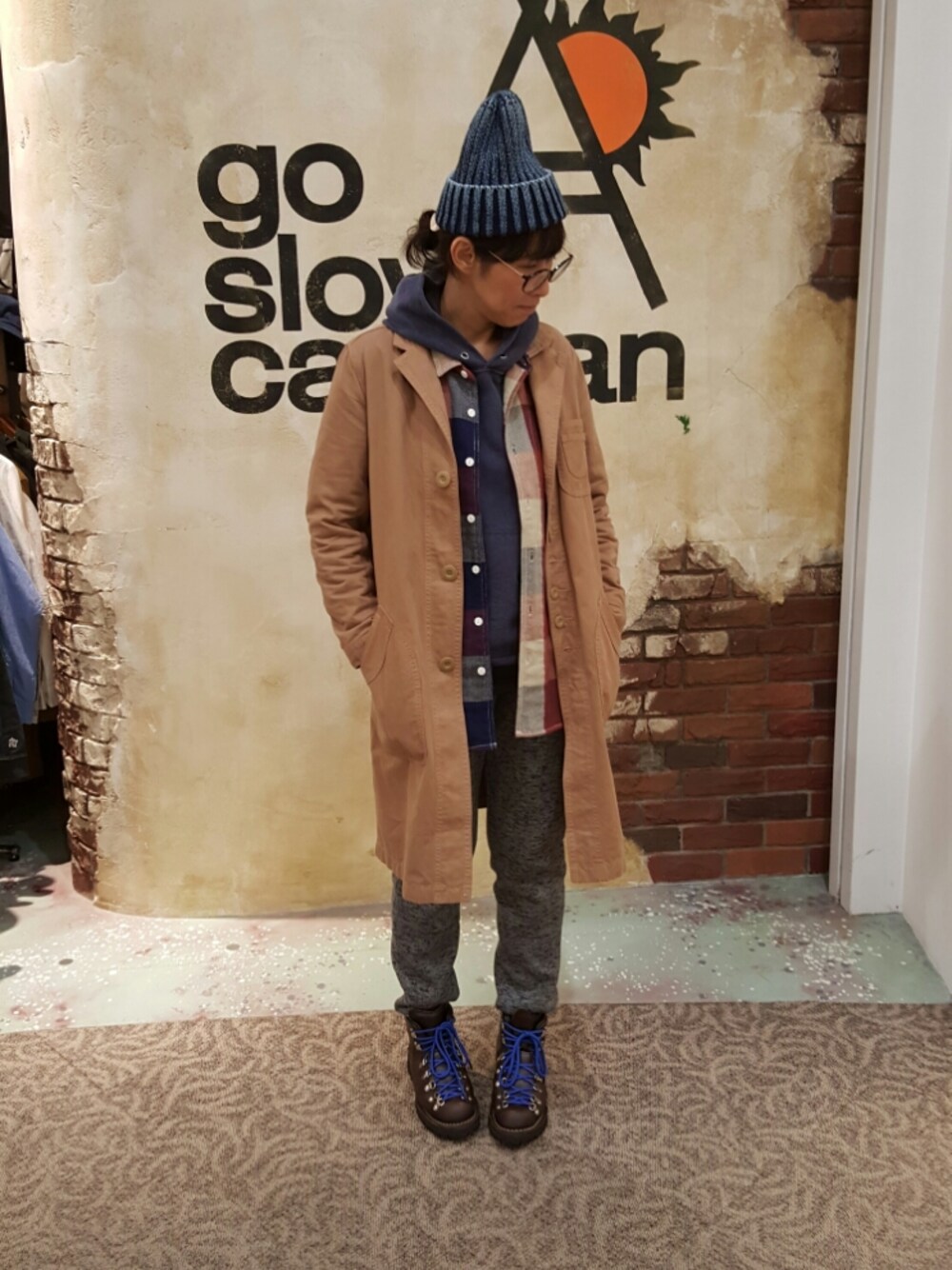 「カジュアル、go slow caravan、AOZORA、Cafetty、オトナ女子、ボーイッシュ、ゴースローキャラバン、名古屋、暖かい」｜「DannerのDANNER ダナー MOUNTAIN LIGHT マウンテンライト 31522 BROWN（ブーツ、ブラウン系）」を使った、ほーりーさん（レディース・163cm）の秋コーディネートの1枚目の写真