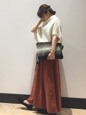 「a.v.v（アーヴェヴェ）のアイテム（バッグ）」を使った、hanakoさん（レディース・158cm）の秋コーディネート