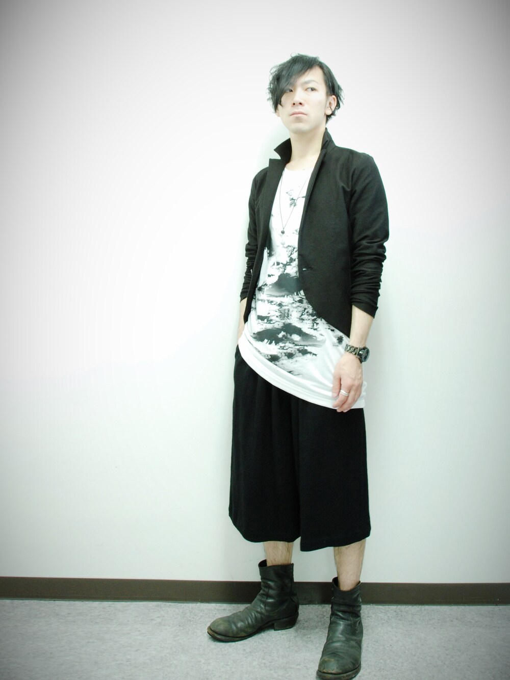 TsubasaKobayashiさんの「Short Tailored Cardigan（MiDiom）」を使ったコーディネート
