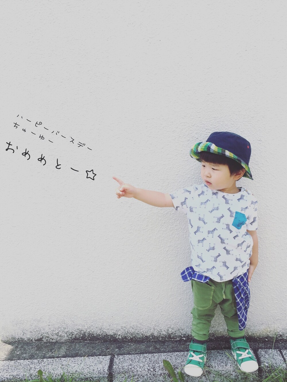 「ZARA KIDSのアイテム（Tシャツ/カットソー、ホワイト系）」を使った、O*shiRin.and.Sou*さん（キッズ・90cm）の夏コーディネートの1枚目の写真
