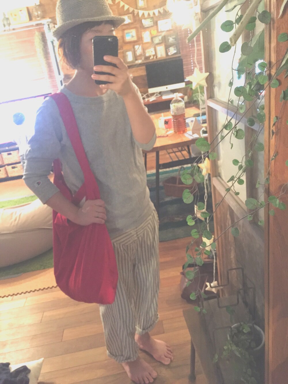 「Championのアイテム（Tシャツ/カットソー、グレー系）」を使った、O*shiRin.and.Sou*さん（レディース・154cm）の夏コーディネートの1枚目の写真