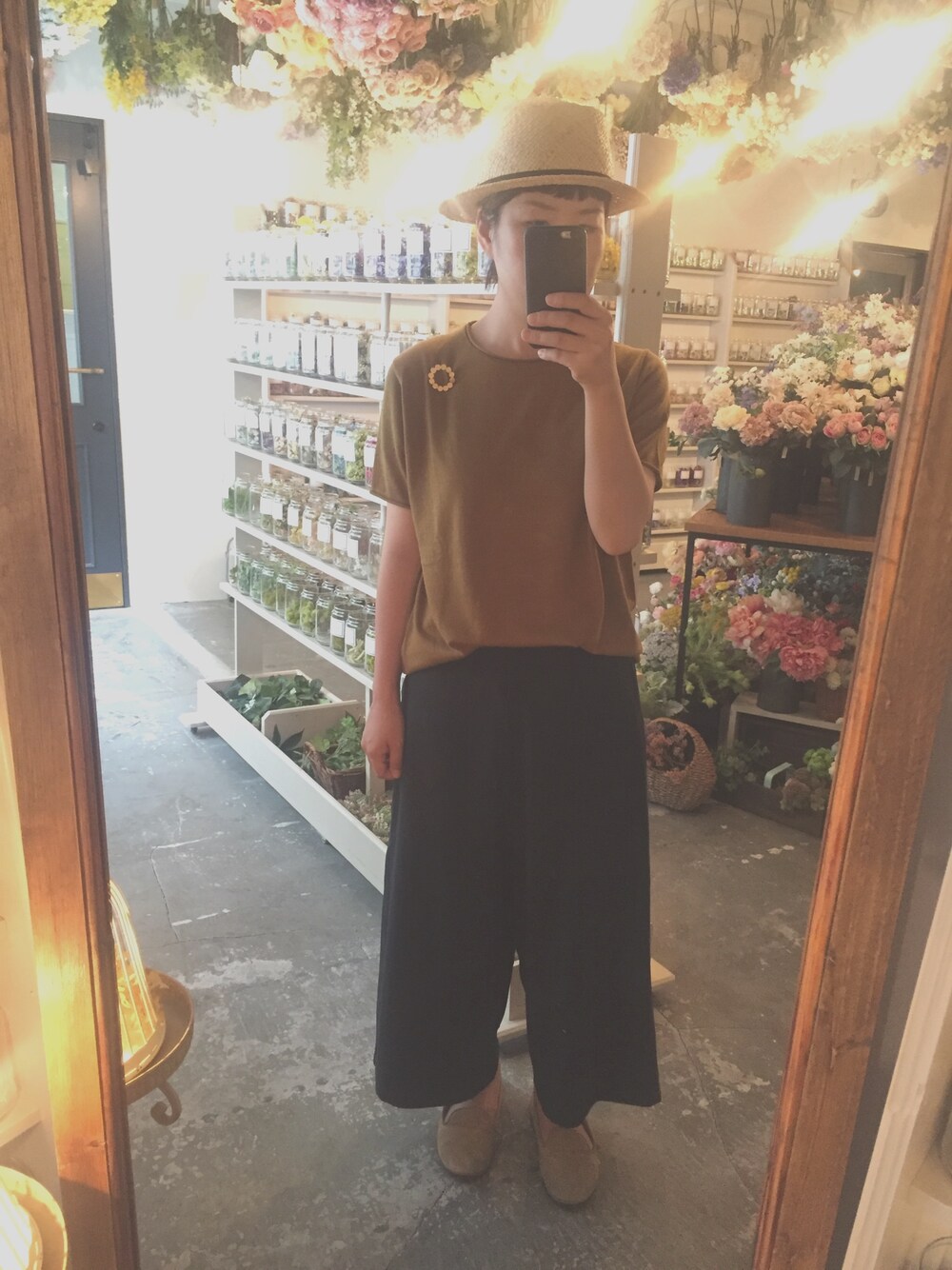 「ZARAのアイテム（ニット/セーター、ブラウン系）」を使った、O*shiRin.and.Sou*さん（レディース・154cm）の夏コーディネートの1枚目の写真