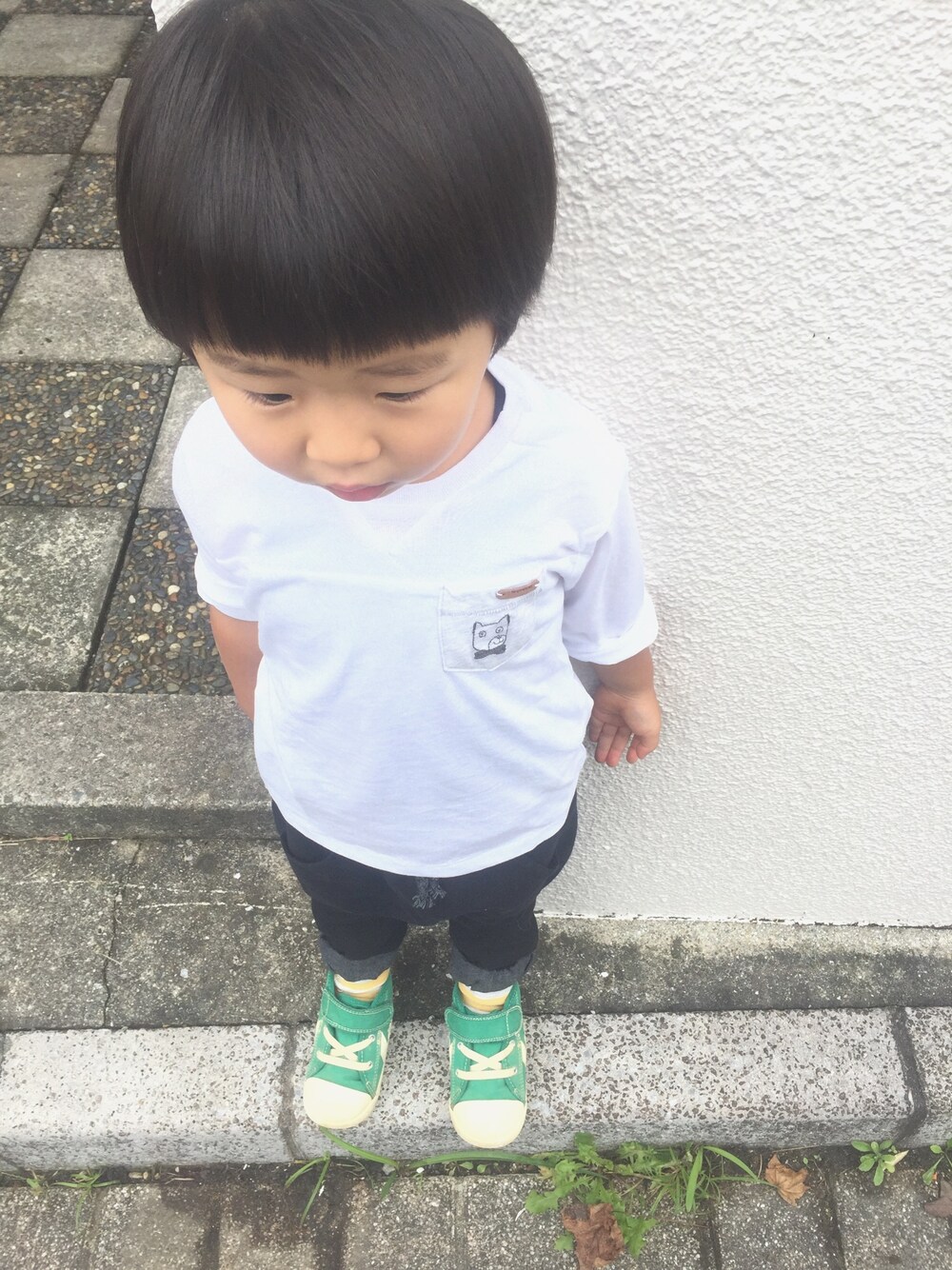 「ZARA KIDSのアイテム（Tシャツ/カットソー、ホワイト系）」を使った、O*shiRin.and.Sou*さん（キッズ・100cm）の秋コーディネートの1枚目の写真