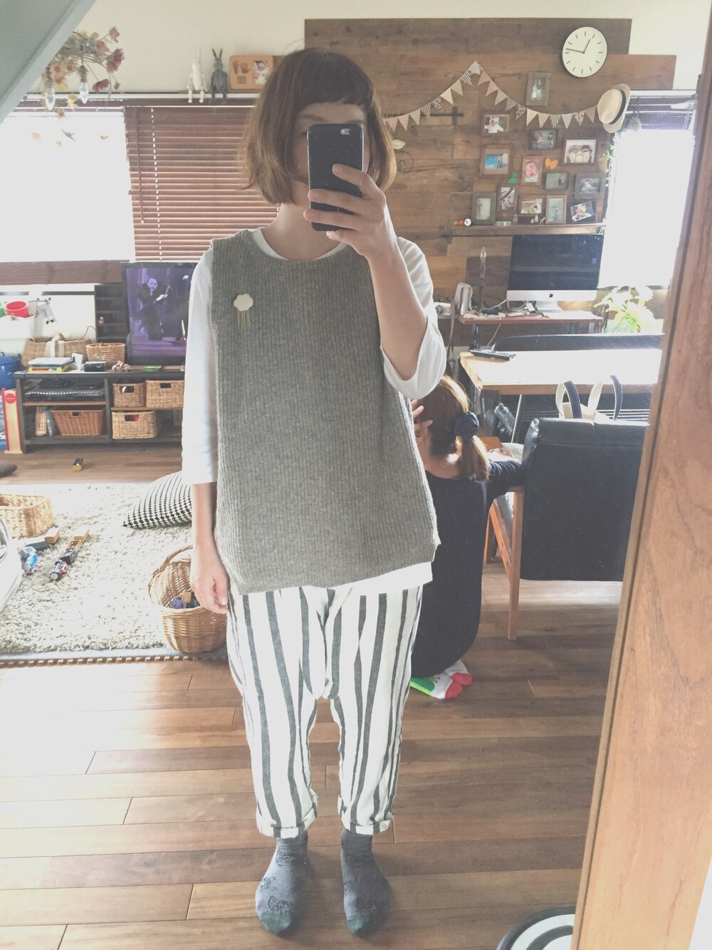 「mao madeのアイテム（ベスト、グレー系）」を使った、O*shiRin.and.Sou*さん（レディース・154cm）の秋コーディネートの1枚目の写真