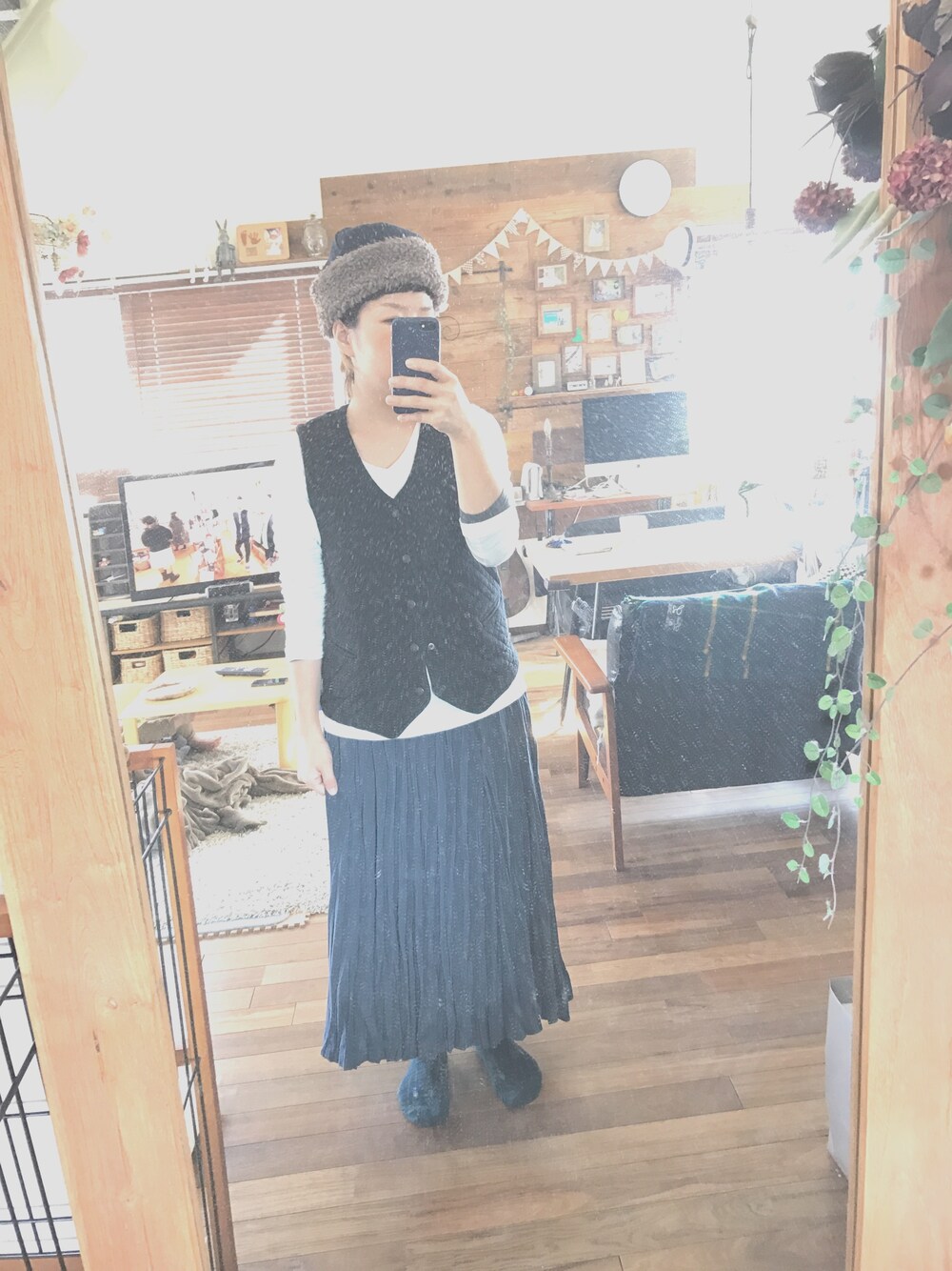 「ARMENのアイテム（ベスト、ブラック系）」を使った、O*shiRin.and.Sou*さん（レディース・154cm）の秋コーディネートの1枚目の写真