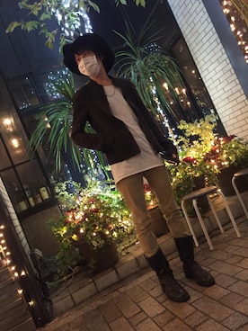 「Ann DEMEULEMEESTER（アンドゥムルメステール）のアイテム（財布/小物）」を使った、ムラジュンさん（メンズ・172cm）の秋コーディネート