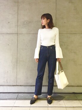 「ビットローファー」｜「アイテム（サンダル）」を使った、yuumiさん（レディース・166cm）の秋コーディネート