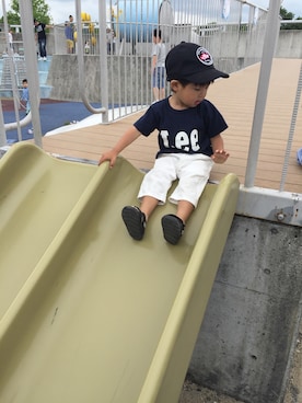 「Right-on KIDS（ライトオンキッズ）のアイテム（その他パンツ、ホワイト系）」を使った、絵梨さん（レディース）の夏コーディネート