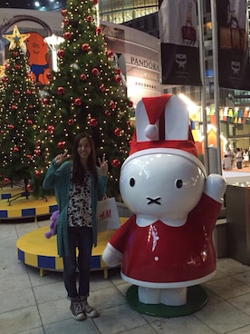 「H&M（エイチ・アンド・エム）のアイテム（ピーコート）」を使った、李祐甄さん（レディース・165cm）の秋コーディネート