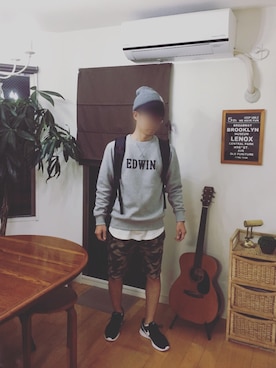 「EDWIN（エドウィン）のアイテム（スウェット）」を使った、DAICHIさん（メンズ・170cm）の秋コーディネート