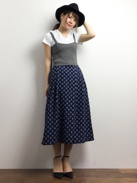 「AZUL by moussy（アズールバイマウジー）のｵｰｶﾞﾆｯｸｺｯﾄﾝVﾈｯｸ半袖PO（Tシャツ/カットソー）」を使った、natsumiさん（レディース・160cm）の春コーディネート
