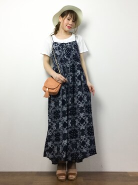 「むぎわら帽子」｜「アイテム（つなぎ/オールインワン）」を使った、natsumiさん（レディース・160cm）の春コーディネート